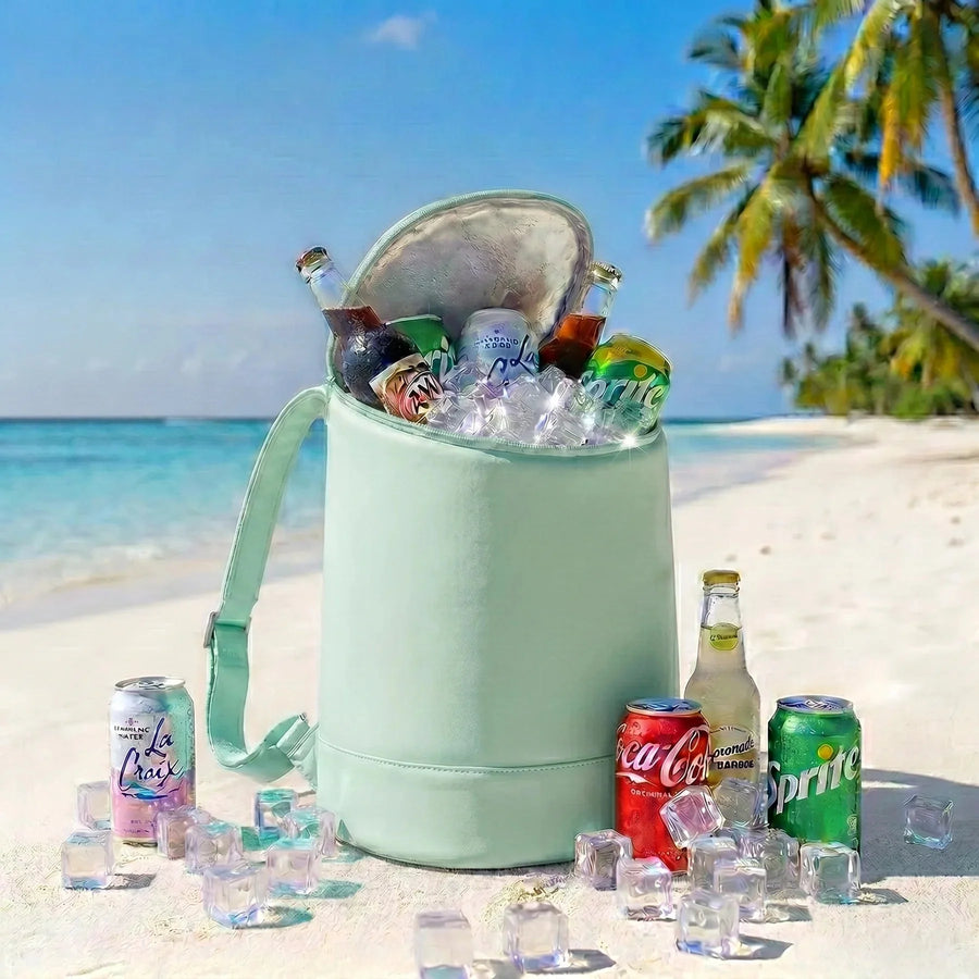 Eola Kühlrucksack Mint am Strand – gefüllt mit eiskalten Getränken und Eiswürfeln – Ansicht 4