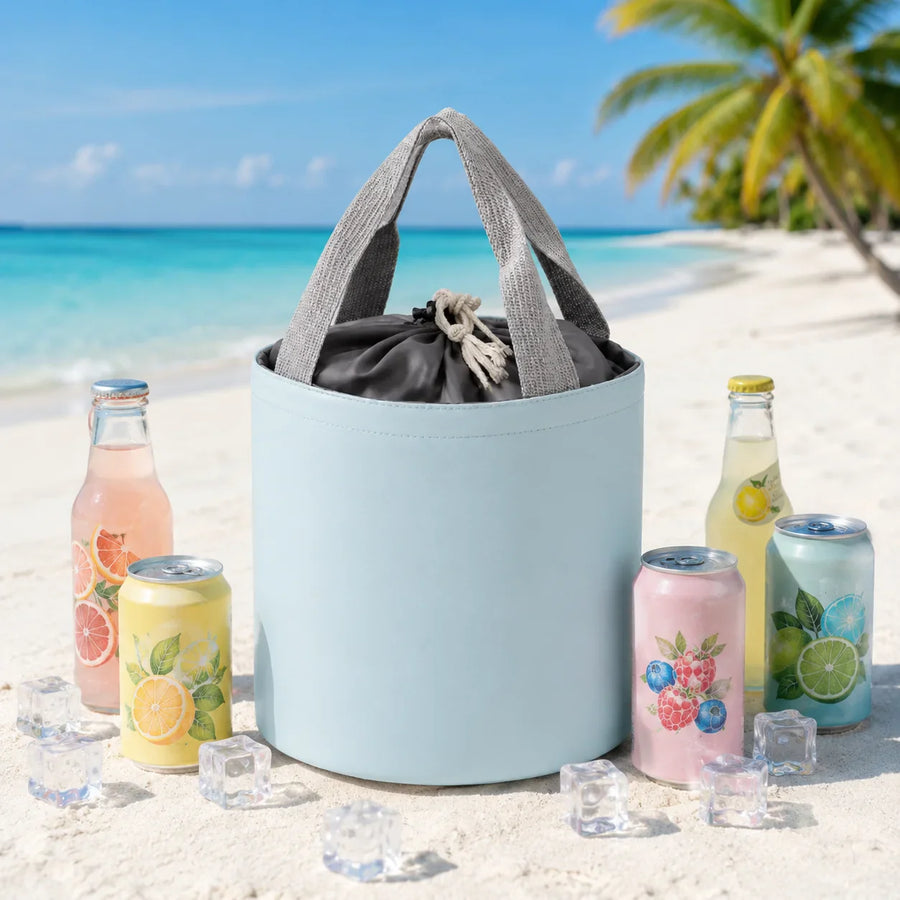 ICEWELL Lunch Bag in Hellblau am Strand – isolierte Lunchtasche für Picknick und unterwegs – Ansicht 3